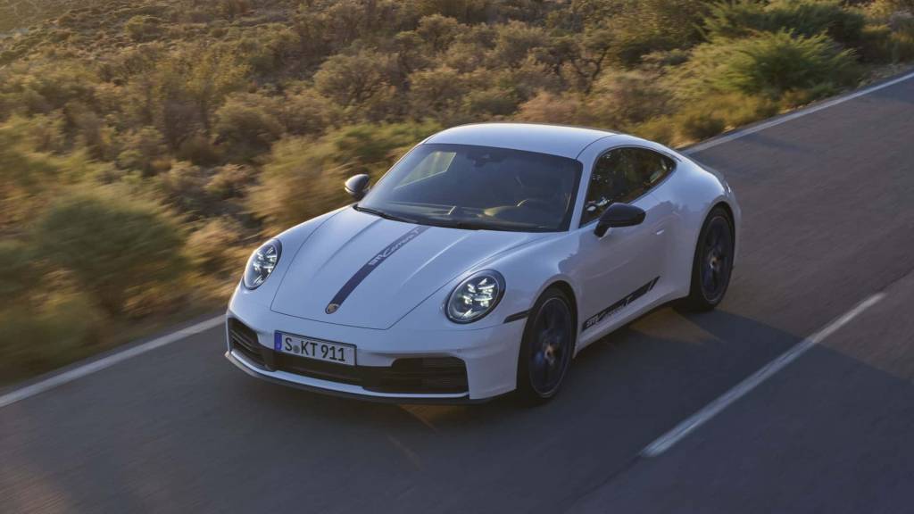 porsche-911-t-coupe-com-cambio-manual (3) Porsche 911 Carrera T se renova e vem ao Brasil só com câmbio manual