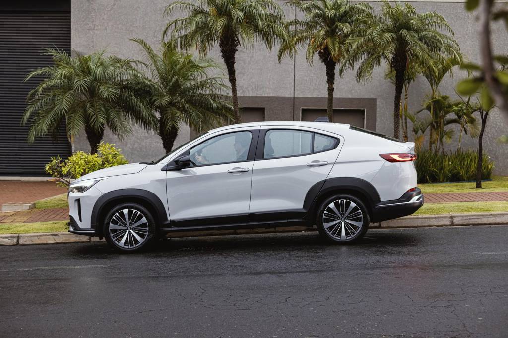 Fastback_Audace_Hybrid_0003 Fiat Fastback Audace Hybrid 2025