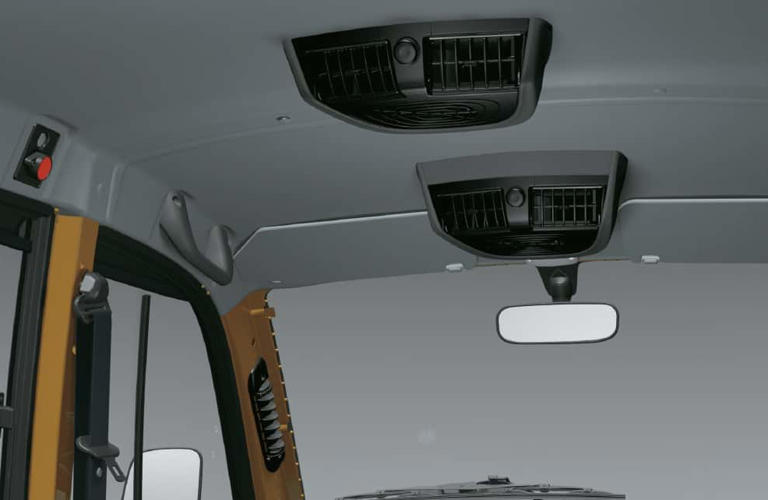 Bajaj Qute (3) Bajaj Qute