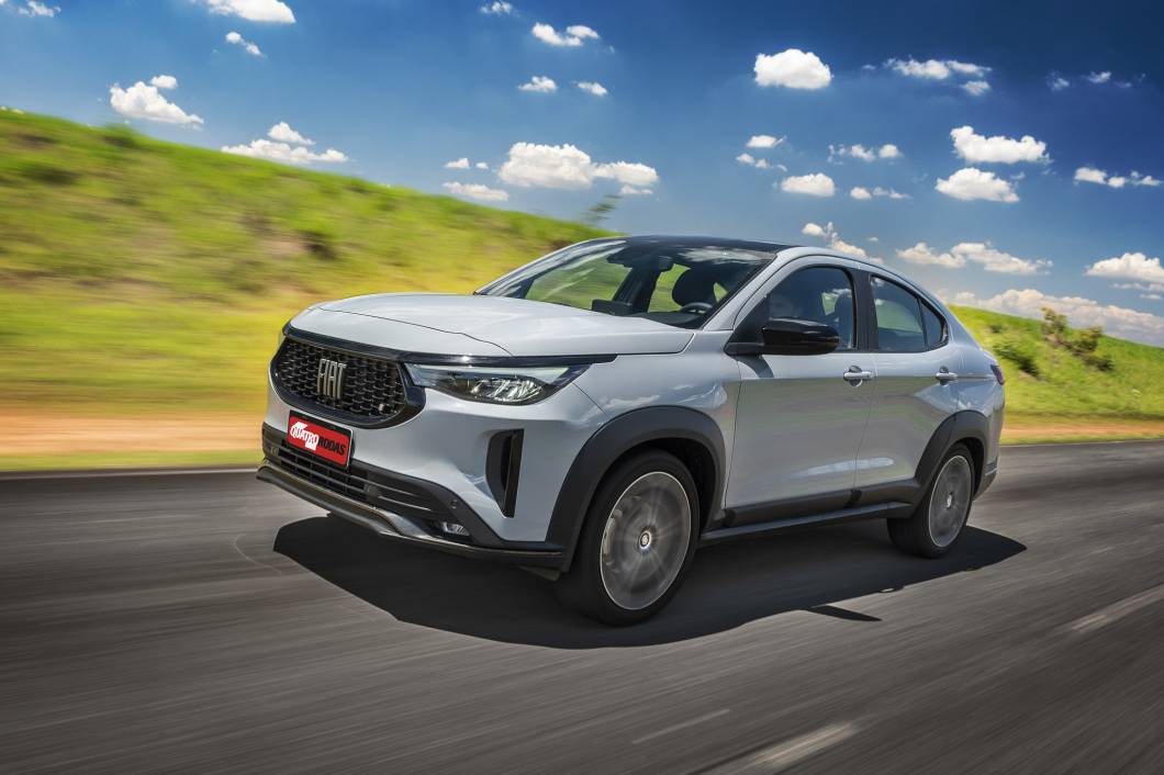 Seu estilo ainda lembra muito mais um sedã do que um SUV cupê e não envelheceu muito desde o lançamento em 2022 Seu estilo ainda lembra muito mais um sedã do que um SUV cupê e não envelheceu muito desde o lançamento em 2022