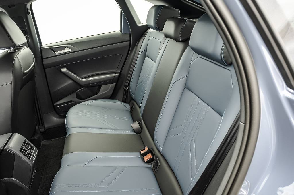Comparativo VW Nivus Fiat Fastback 2025 (9) Comparativo VW Nivus Fiat Fastback 2025