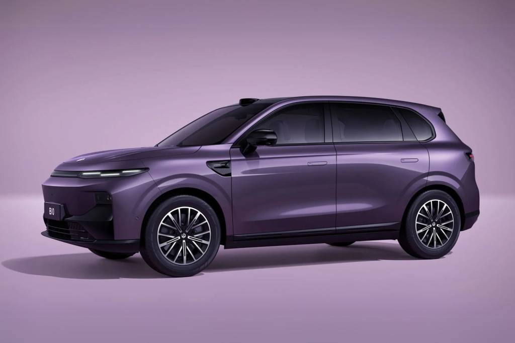 Leapmotor B10 é maior e mais potente que Yuan Plus e pode vir ao Brasil