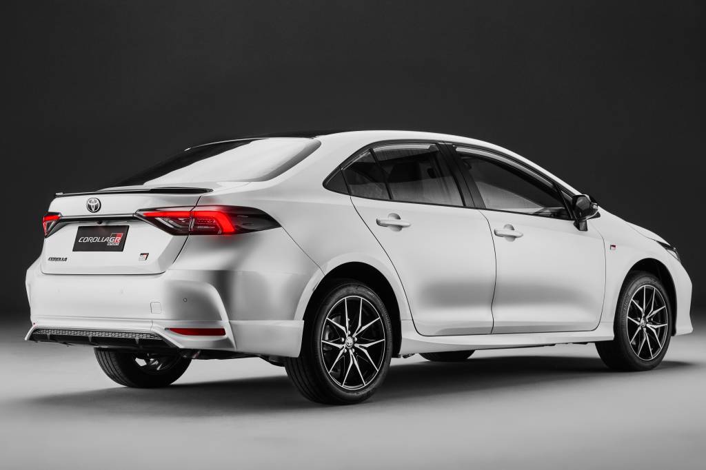 corollaGRS_3 (1) Toyota Corolla GRS 2025