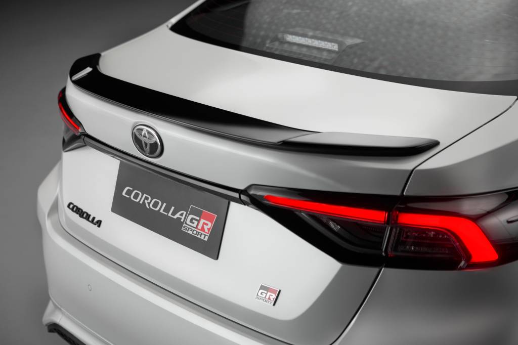 corollaGRS_6 (1) Toyota Corolla GRS 2025