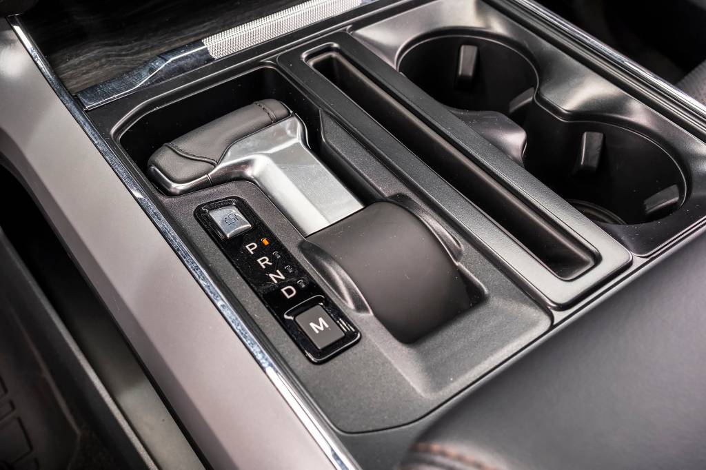 19_F150_2FLP7314 Ford F-150 Lariat