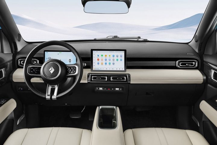 2024-Baojun-Yep-Plus-Interior-China-Press-Photos-003-cockpit-dash-steering-wheel-center-stack-infotainment-display-screen-center-console-720×480 Painel do Baojun Yep Plus