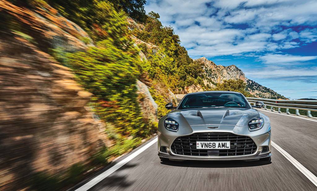 Aston Martin Vanquish Aston Martin Vanquish