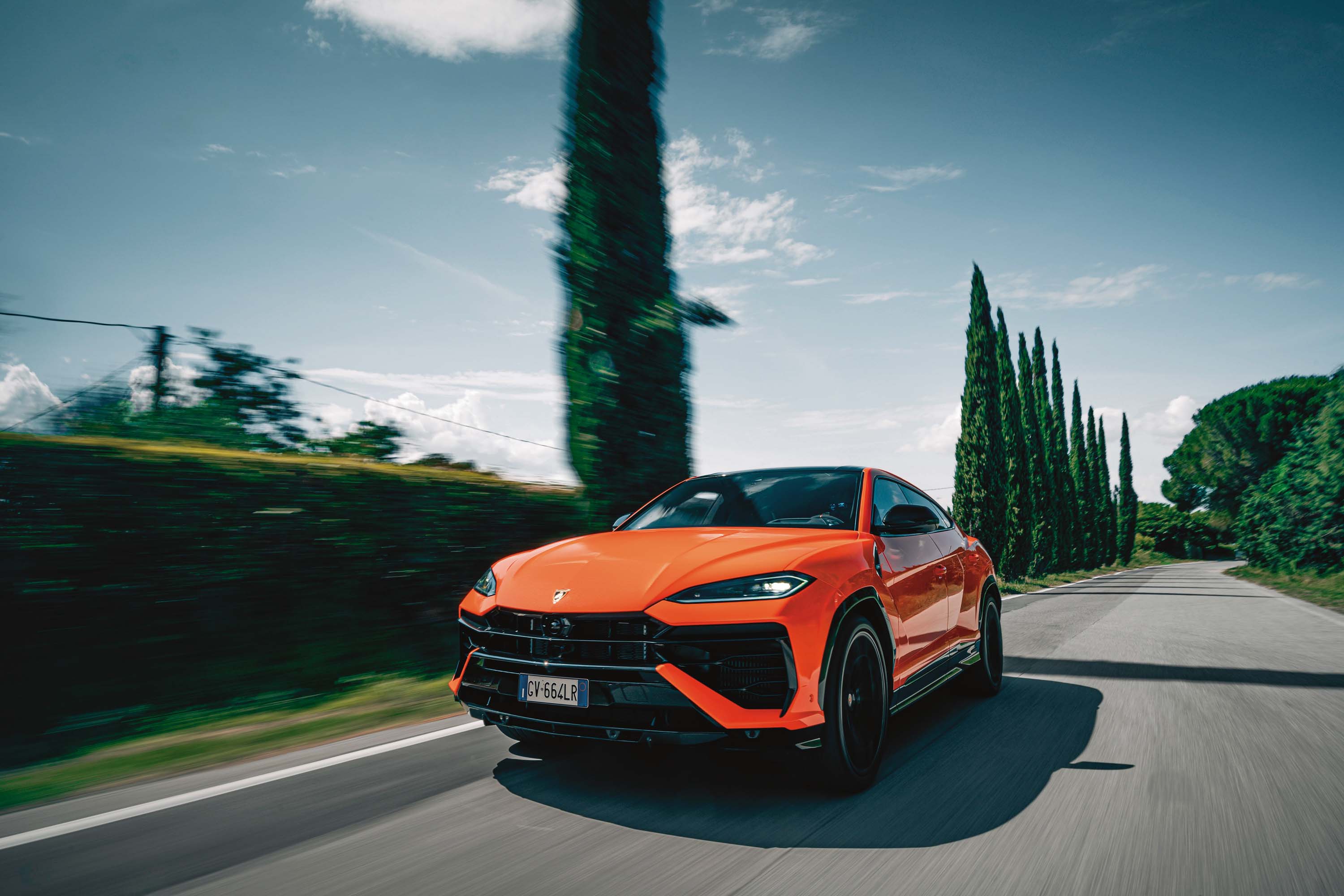 LAMBORGHINI URUS SE PHEV