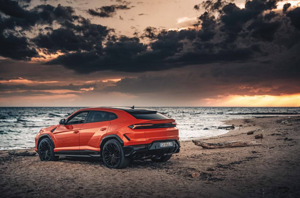 LAMBORGHINI URUS SE PHEV LAMBORGHINI URUS SE PHEV