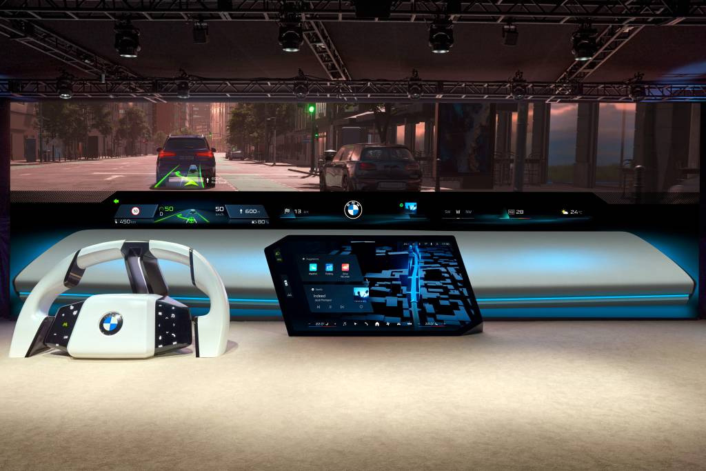 iDrive-Show_Detail_activeADAS_3DHead-Up-v2 BMW Panoramic Vision