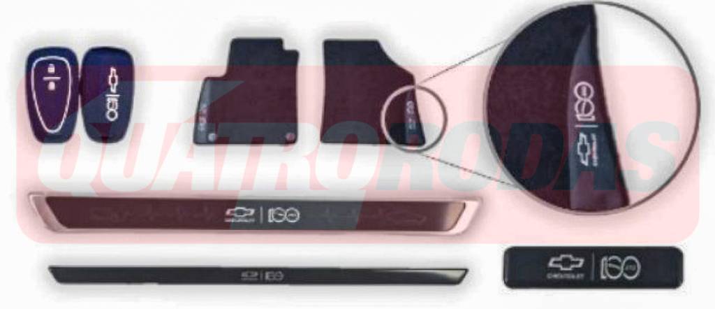 kit-100-anos-chevrolet-brasil-Aprimorado-SR Kit de 100 anos da Chevrolet no Brasil inclui capa de chave, soleiras, tapetes e adesivo para a coluna B