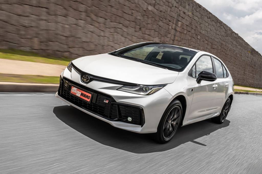 01_COROLLAGR_1FLP3235 Toyota Corolla GR-Sport 2025