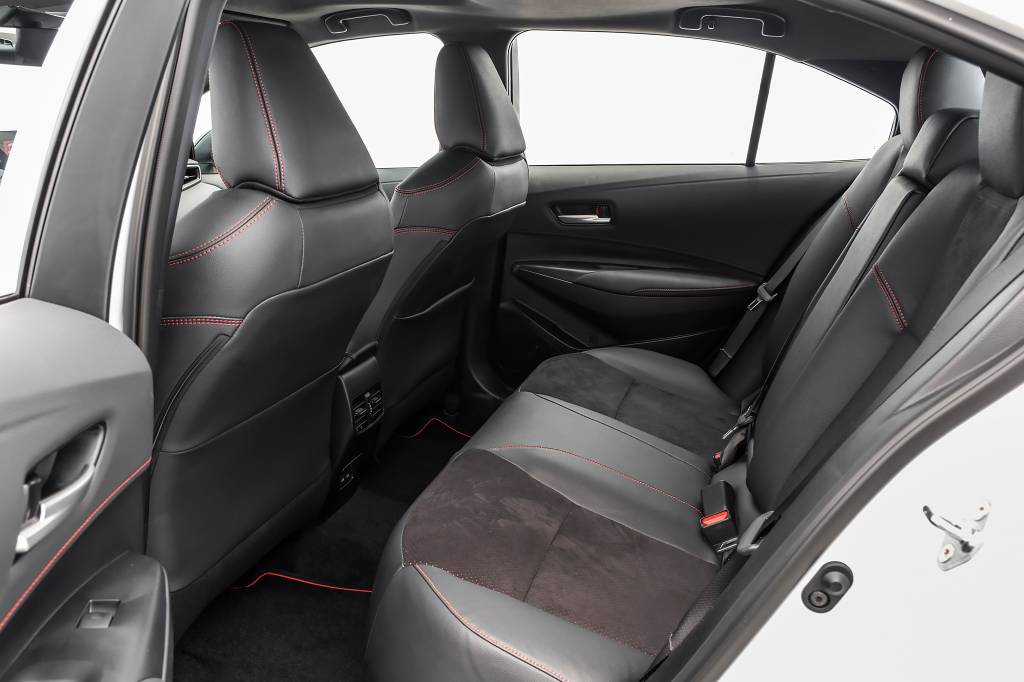 08_COROLLAGR_1FLP2760 Toyota Corolla GR-Sport 2025