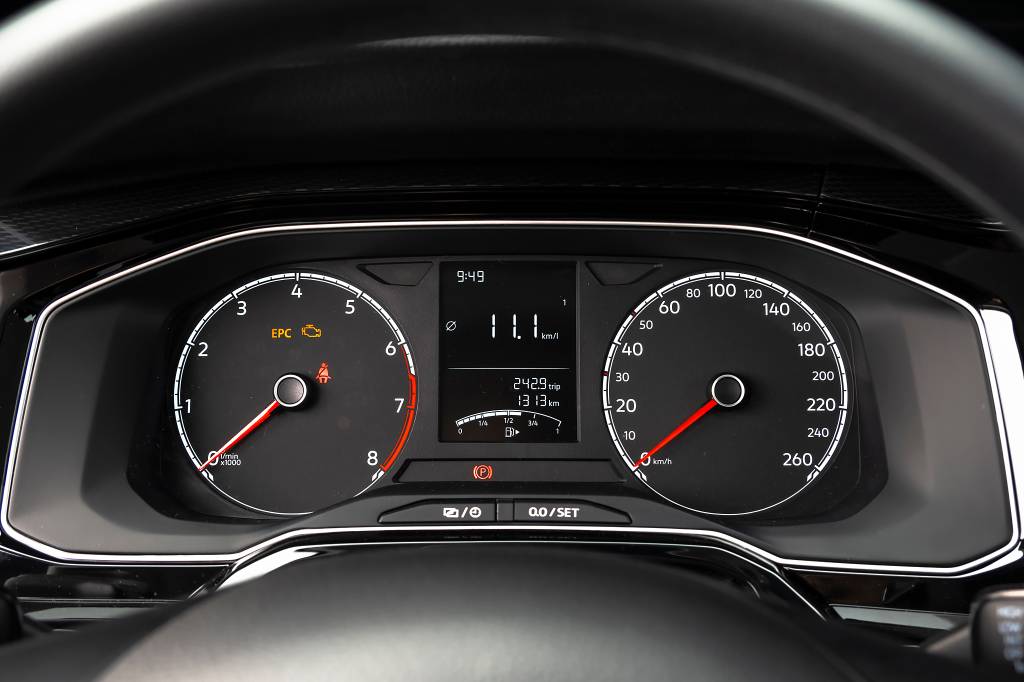 10_POLO_MPI_1FLP3475 Volkswagen Polo 1.0 MPI