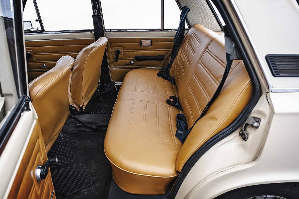 clássicos | ZHIGULI / VAZ-2101 / LADA CLASSIC clássicos | ZHIGULI / VAZ-2101 / LADA CLASSIC