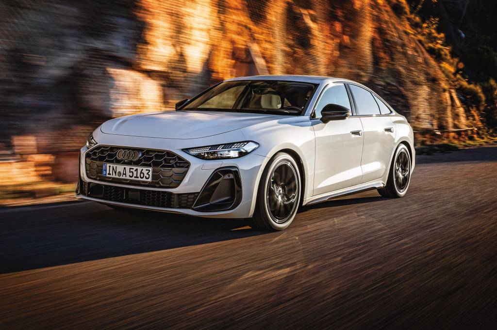 Audi volta atrás, desiste de futuro elétrico e passa a focar em híbridos plug-in