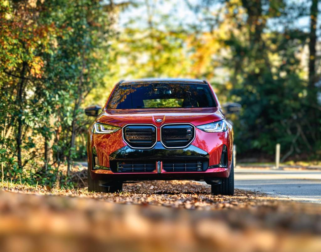 BMW X3 M50 2025 (3) BMW X3 M50 2025