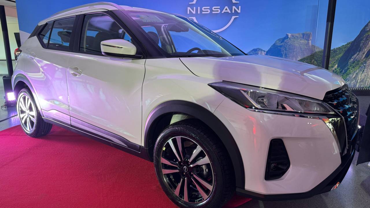 Nissan Kicks Play 2026