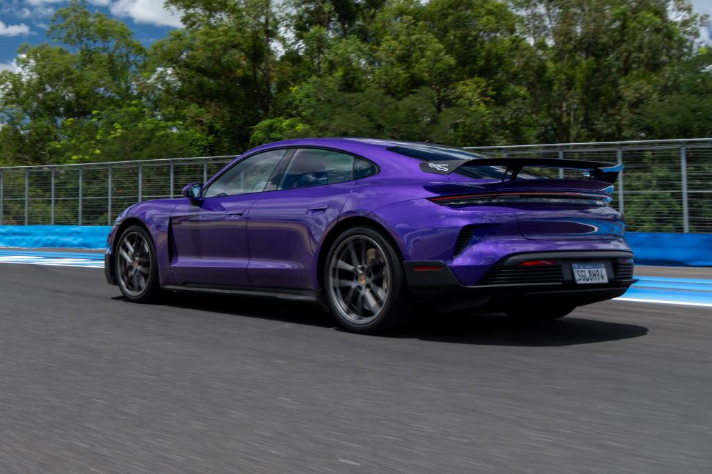 PBR25_0047_fine Porsche Taycan Turbo GT