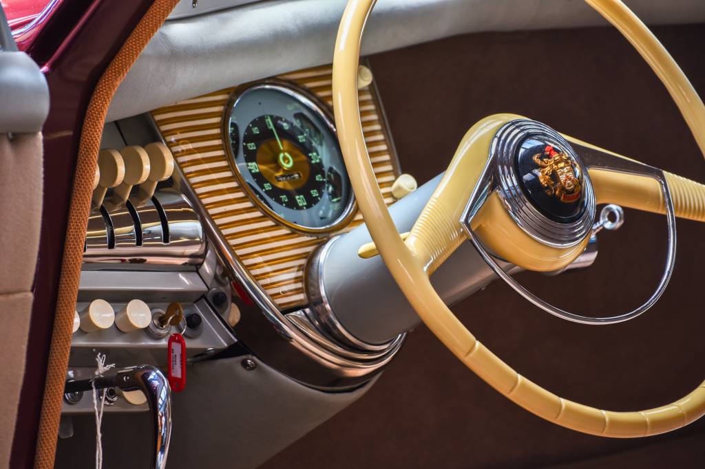 Tucker 48 CARDE (8) Tucker 48 CARDE