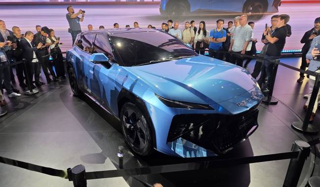 Omoda 3 chega em 2027 contra VW Tera e Fiat Pulse com 1.0 turbo híbrido