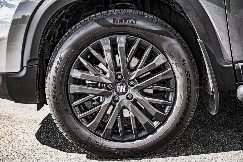 1FLP1225 Fiat Toro Ultra T270 flex