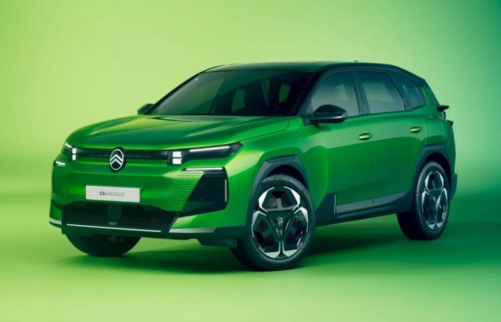 Novo Citroën C5 Aircross tem plataforma do novo Compass e telão de carro chinês