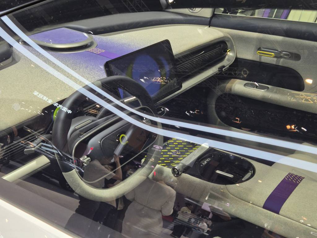 Chery QQ Qurio (3) Chery QQ Qurio