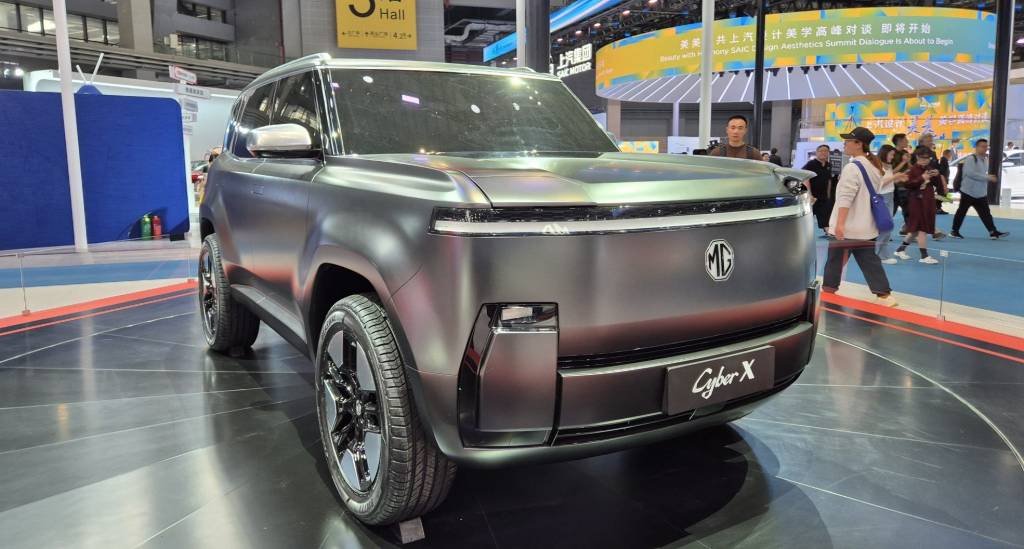 MG Cyber X é SUV elétrico feito por designer do Veyron com ‘faróis de Miata’