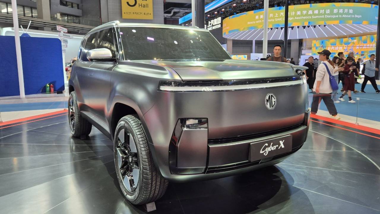 MG Cyber X 1