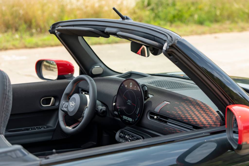 MINI John Cooper Works Interior da configuração Cabrio