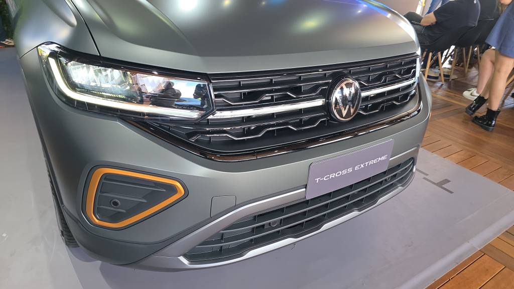 WhatsApp Image 2025-04-04 at 12.15.17 VW T-CROSS EXTREME