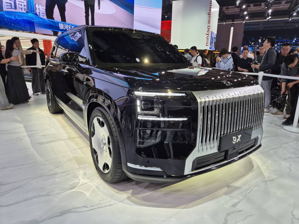 Zeekr 9X tem cara e preço de um Rolls-Royce “acessível”