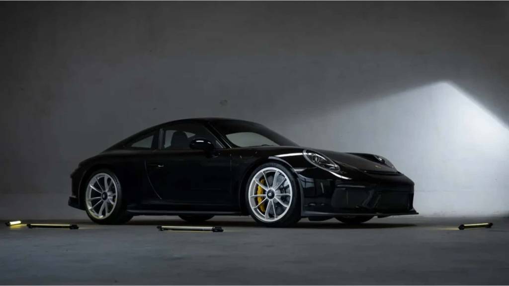 six-cars-one-truck-porsche-auction (1) six-cars-one-truck-porsche-auction (1)