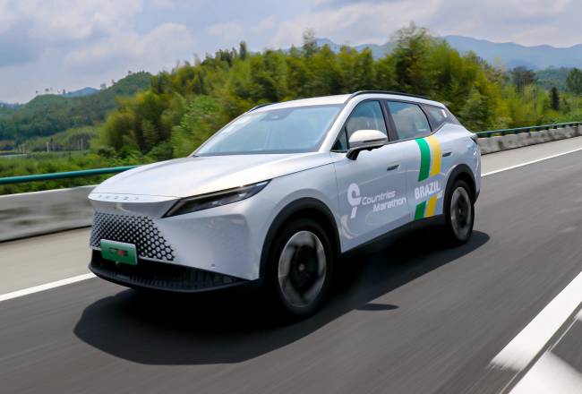 Omoda 7 faz até 24 km/l e quer enfrentar BYD Song Plus e GWM Haval H6