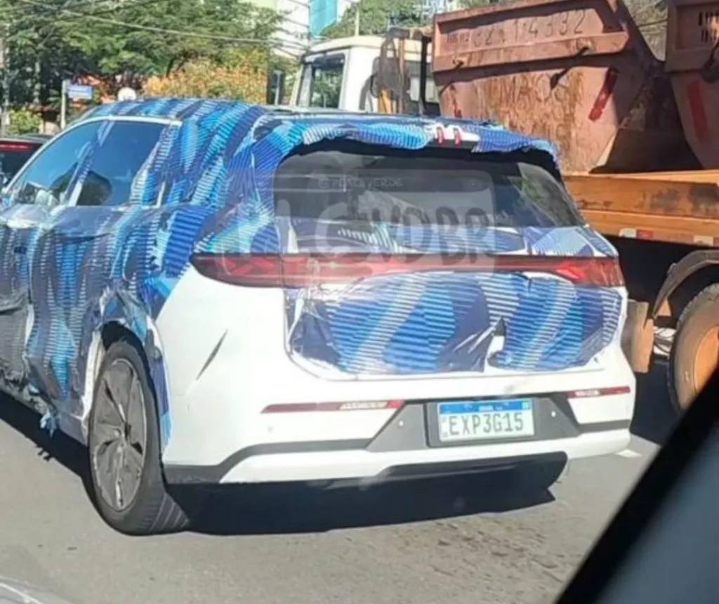 Novo BYD Tan L aparece no Brasil com novo design e versão de 1.102 cv