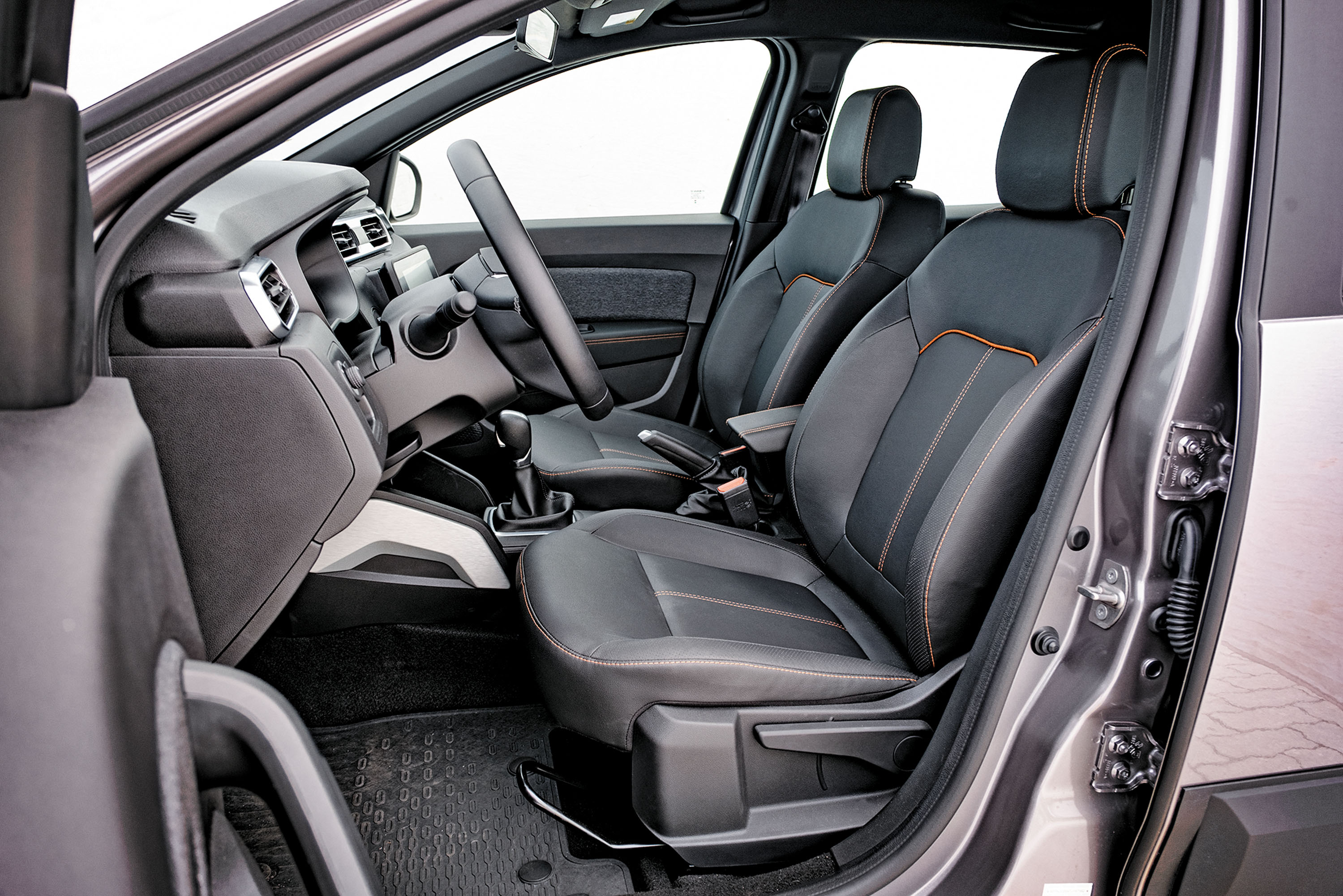 renault duster iconic plus 1.3 tce