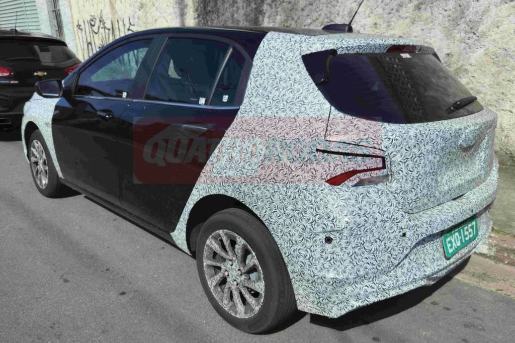 Chevrolet Onix 2026 terá faróis full-led e motor 1.0 com nova correia dentada