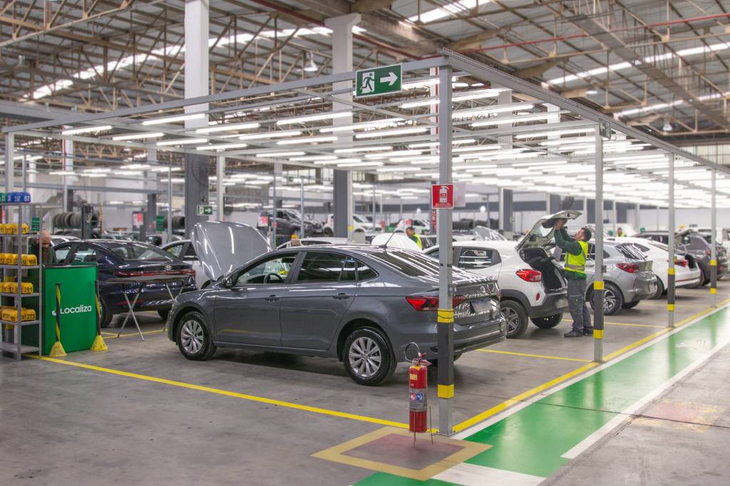 Bastidores revelados: como um carro de locadora se transforma em um seminovo de alto nível