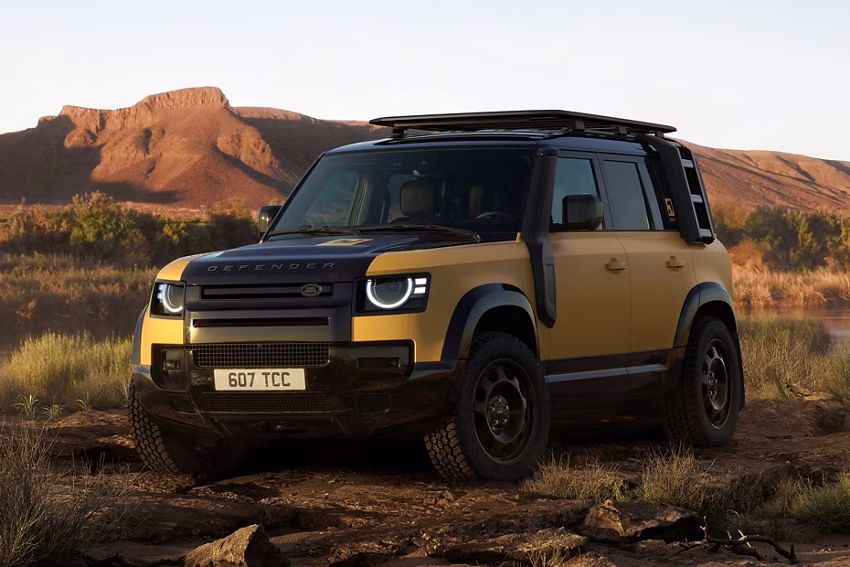 Defender 110 Trophy remete a evento de aventura raiz, mas é híbrido