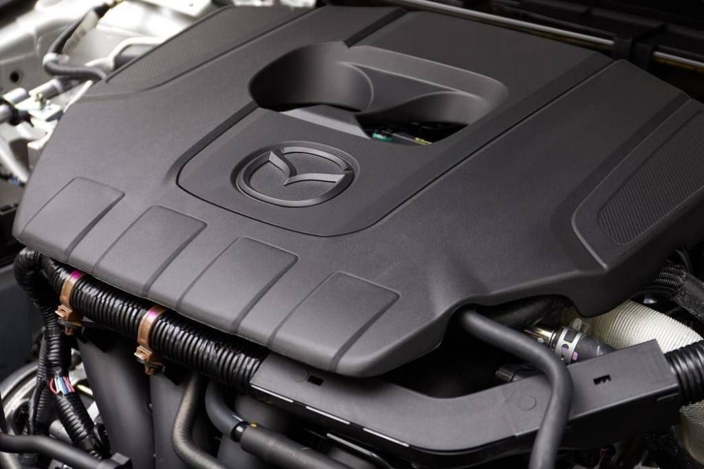 Mazda cria patente para motor “flex” a hidrogênio e que não emite CO2