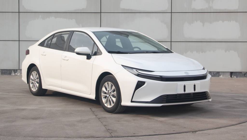 Novo Toyota Corolla ousa com frente do Prius mas motores decepcionam