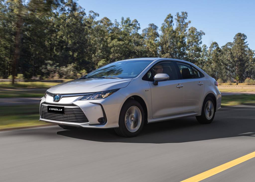 Toyota Corolla GLi Hybrid é vendido por menos de R$ 155.000, mais barato que Virtus 1.0