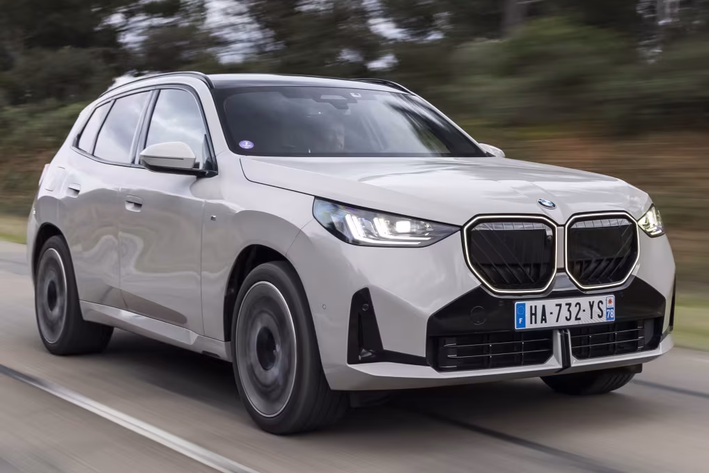 BMW X3 terá versão ‘básica’ sem motor seis-cilindros contra novo Audi Q5