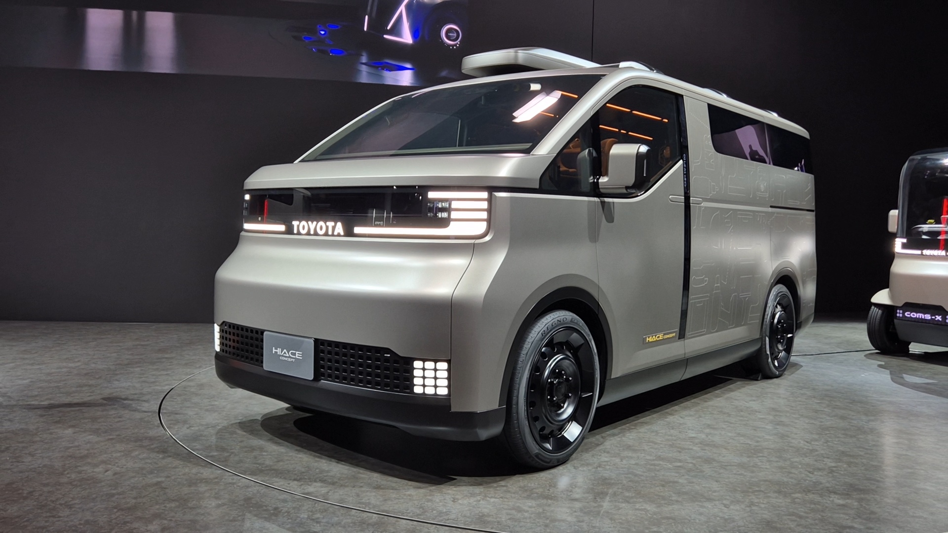 Toyota Hiace Concept