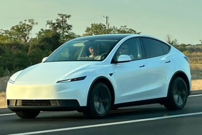 Tesla Model Y Standard
