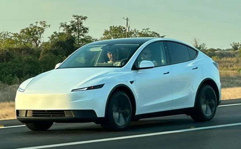 Tesla Model Y Standard