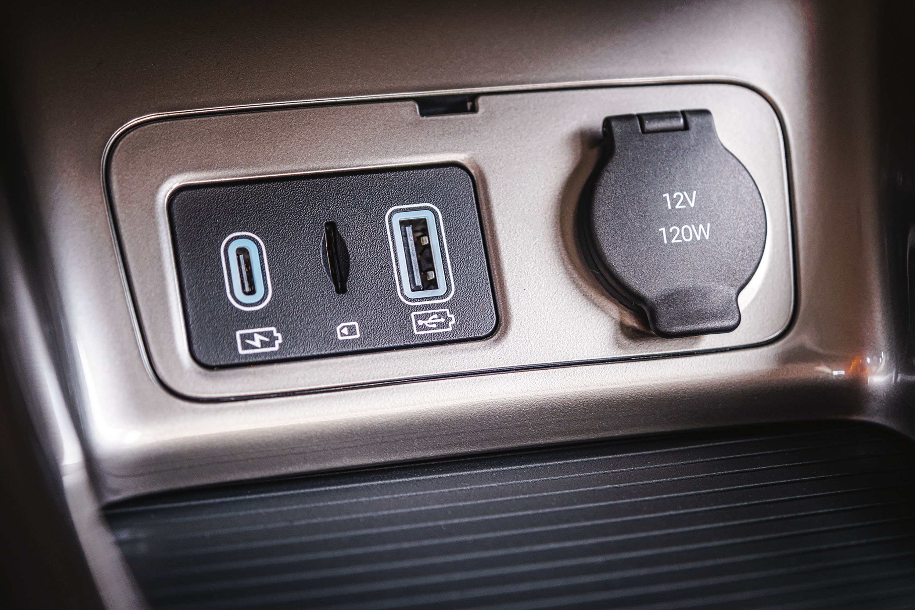 teste comparativo | GEELY EX2 x BYD DOLPHIN