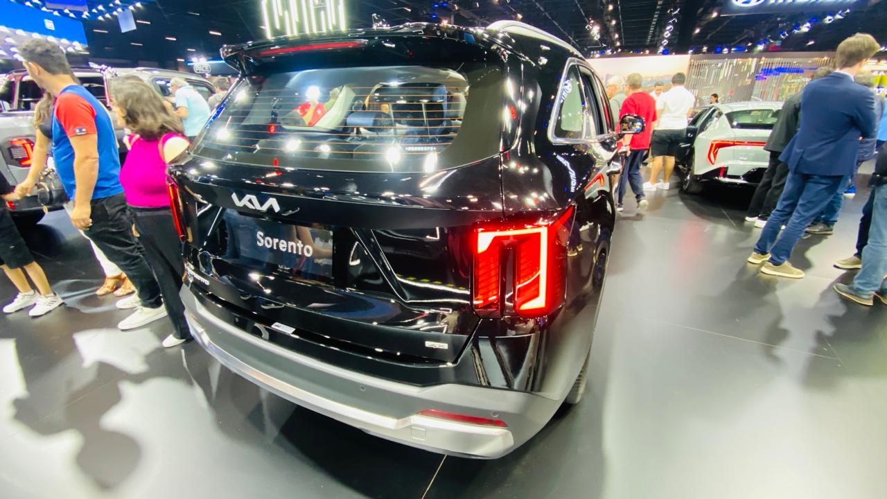 Kia Sorento no Sal&atilde;o do Autom&oacute;vel 2025