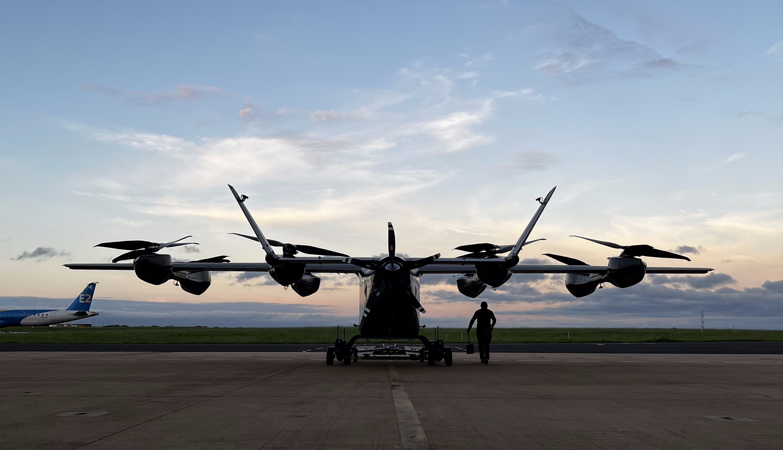 Prot&oacute;tipo de eVTOL da Eve, empresa da Embraer